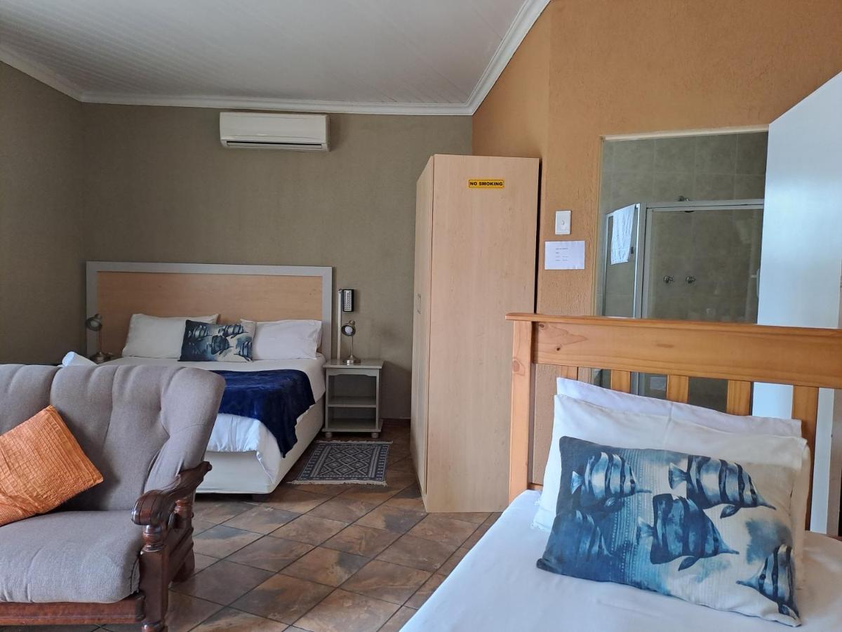 Amigos Bed & Breakfast - No Loadshedding ネルスプロイト エクステリア 写真